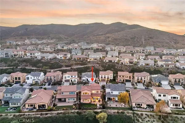 Canyon Country, CA 91387,25140 Golden Maple DR