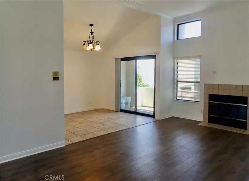 4275 Las Virgenes RD #3, Calabasas, CA 91302