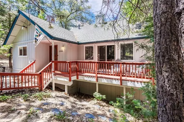 Lake Arrowhead, CA 92352,27020 Everest RD