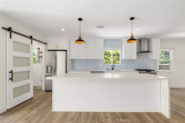 Valley Village, CA 91607,5619 Bellingham AVE