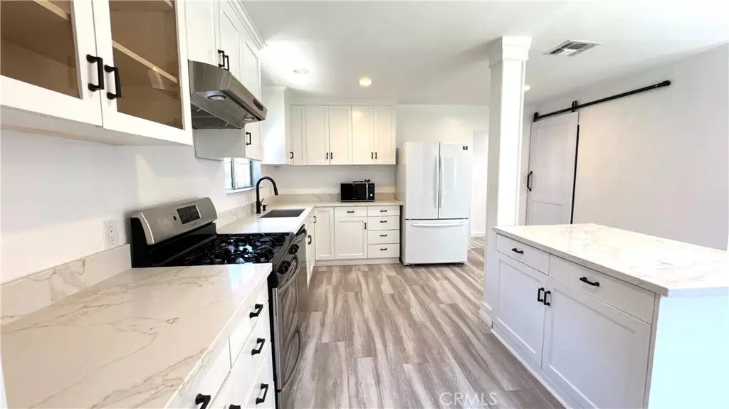 6918 Claire AVE, Reseda, CA 91335