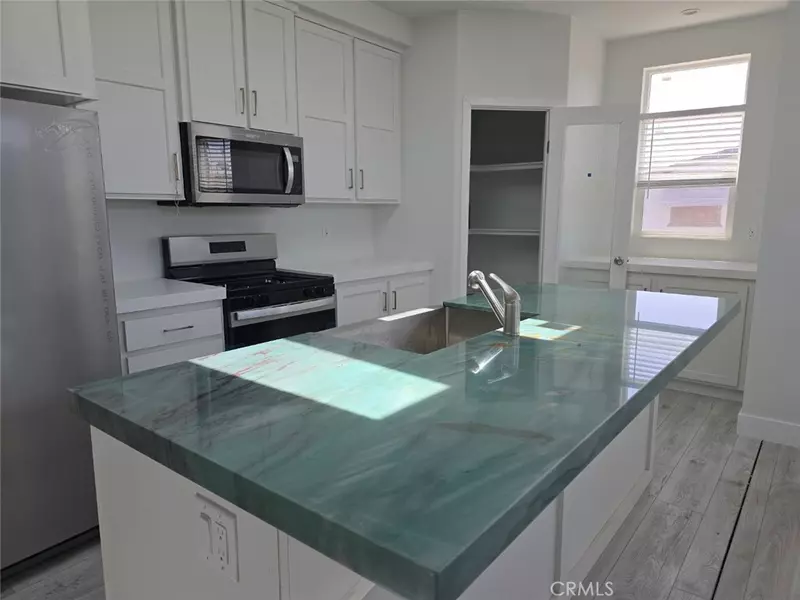 432 S Harbor BLVD #101, Santa Ana, CA 92704