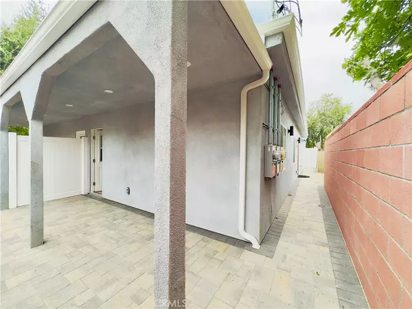 Lake Balboa, CA 91406,17522 1/2 Lemay ST