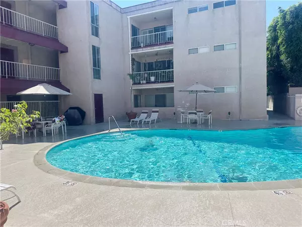 4487 Colbath AVE #101, Sherman Oaks, CA 91423