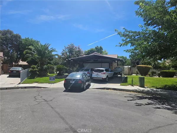3320 Kipper CT, Lancaster, CA 93535