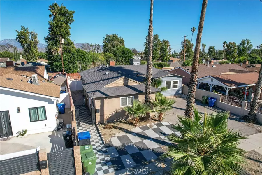 7736 Bellaire AVE, North Hollywood, CA 91605