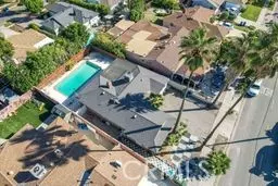 7736 Bellaire AVE, North Hollywood, CA 91605