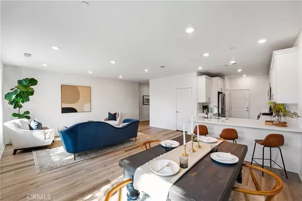 Northridge, CA 91325,8255 N Sophie CT