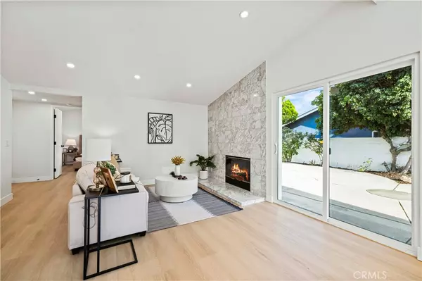 Granada Hills, CA 91344,10839 Danube AVE