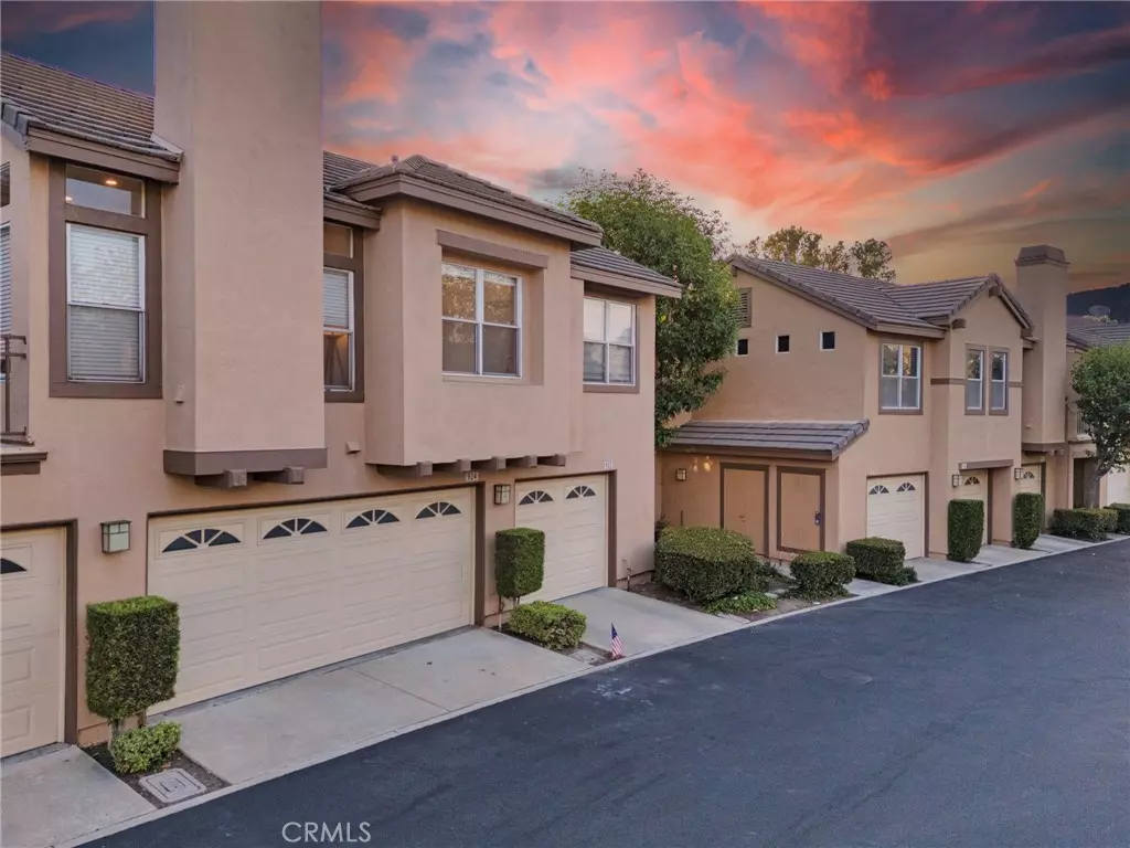 Anaheim, CA 92808,922 S Country Glen WAY