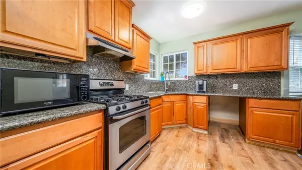 San Fernando, CA 91345,10980 Burnet AVE