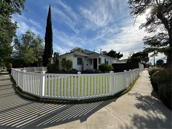 Encino, CA 91316,5785 Bertrand AVE