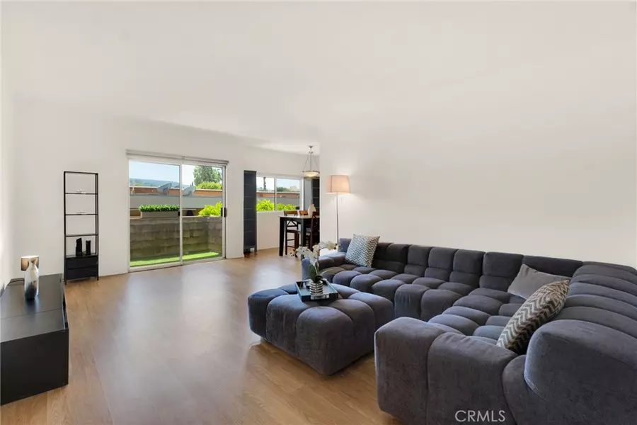 5400 Newcastle AVE #46, Encino, CA 91316