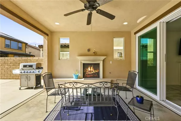 Saugus, CA 91350,28217 Nield CT