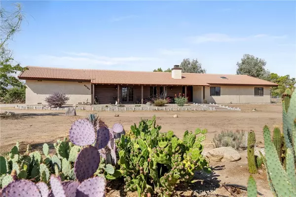 40745 25th ST W, Palmdale, CA 93551