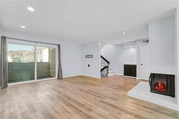 Calabasas, CA 91302,26353 W Plata LN