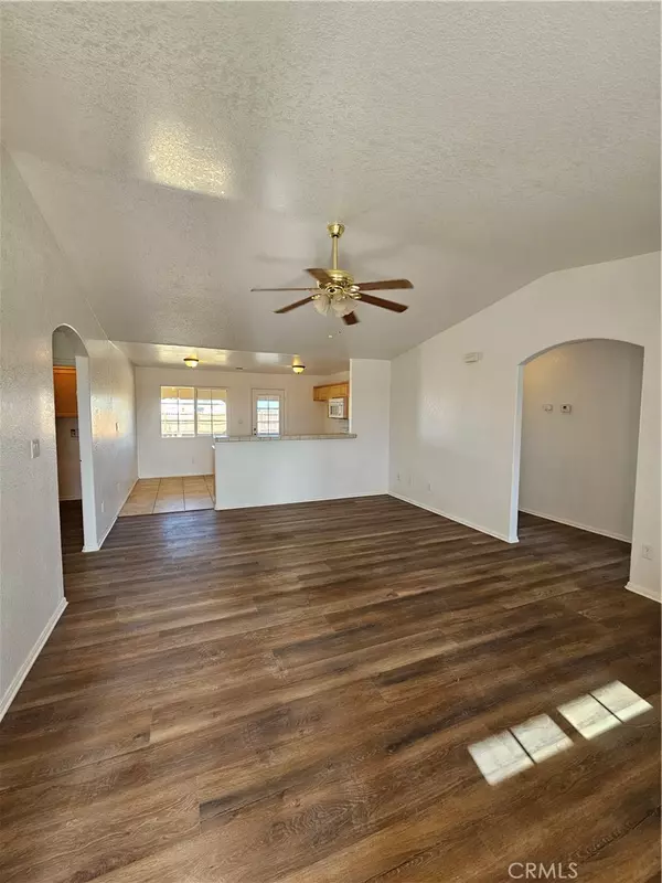 California City, CA 93505,9841 Sally AVE