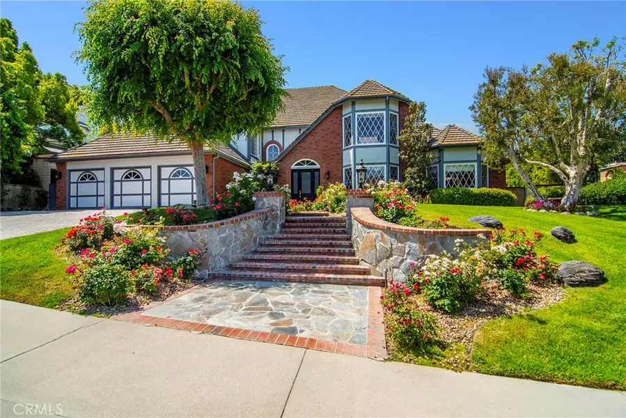 29360 Castlehill DR, Agoura Hills, CA 91301