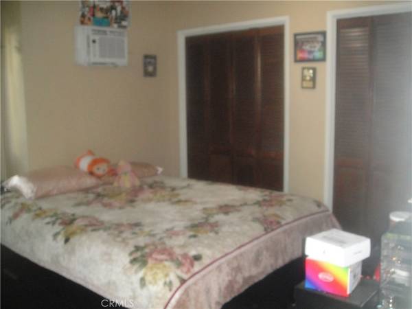 North Hollywood, CA 91605,7826 Laurel Canyon BLVD #3