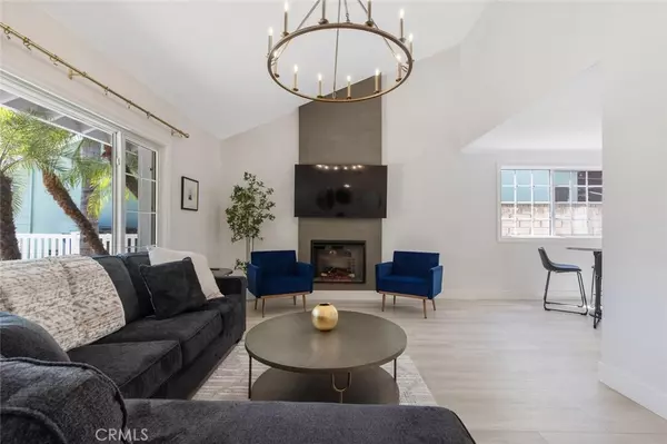 Canyon Country, CA 91387,15353 Violetlane WAY