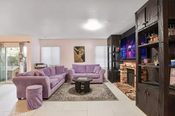 San Fernando, CA 91345,9920 Sepulveda BLVD #1