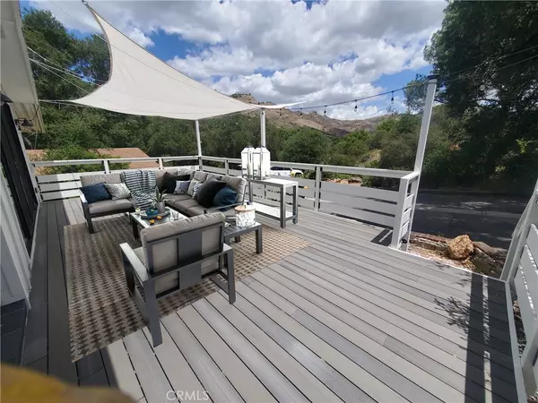 Westlake Village, CA 91361,126 Fallen Leaf LN