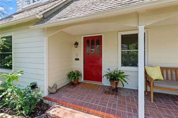 Studio City, CA 91604,12139 Hollyglen PL