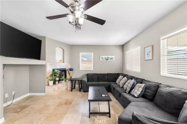Lancaster, CA 93536,42129 Madison CT