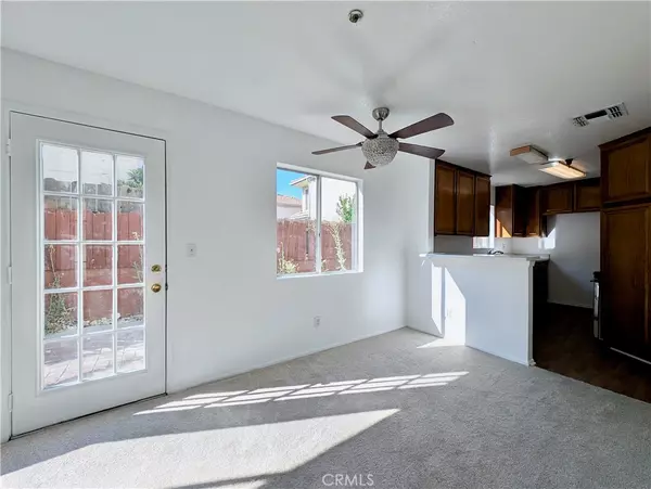 Arleta, CA 91331,9235 Woodman AVE #G