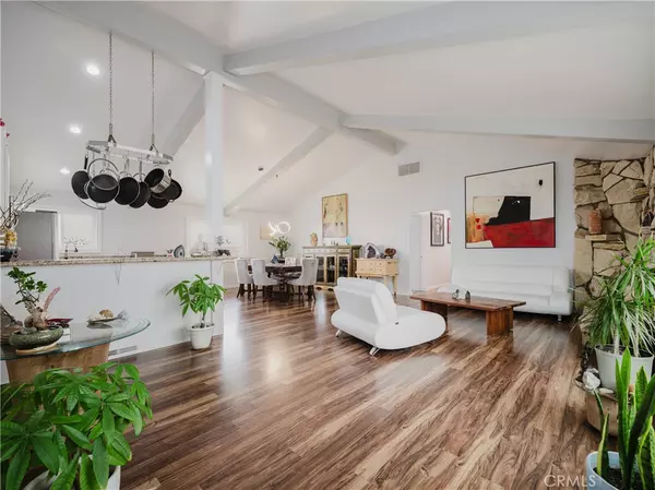 Oxnard, CA 93035,5330 Seabreeze WAY