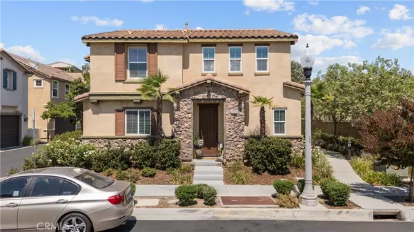 27450 Cardinal CT, Saugus, CA 91350