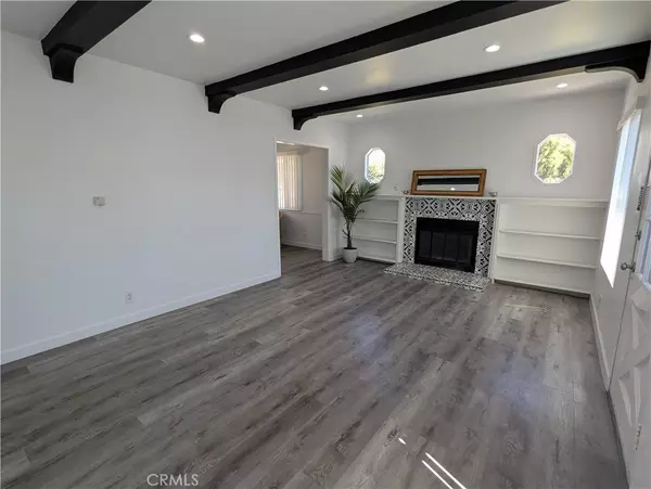 Northridge, CA 91324,18820 Roscoe BLVD