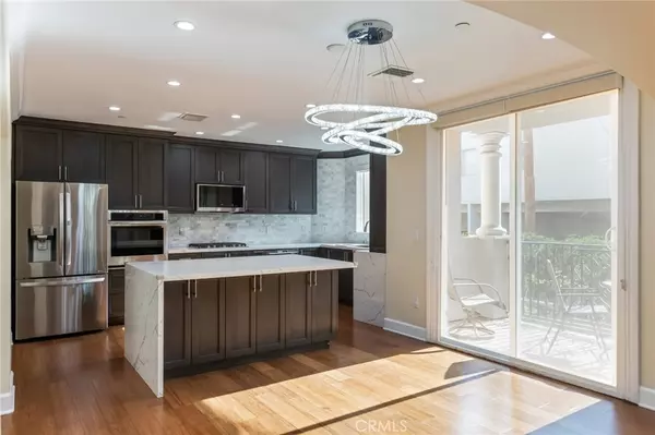 Valley Village, CA 91607,5305 Bellingham AVE #103