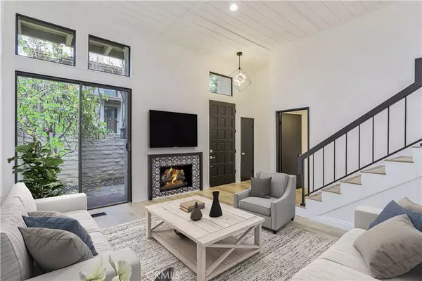 Calabasas, CA 91302,23467 Park Sorrento