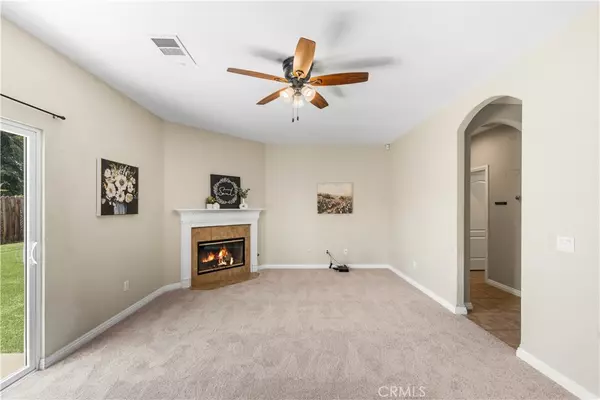 Rosamond, CA 93560,3471 Roxbury ST