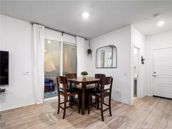 Canyon Country, CA 91387,27555 Antelope DR
