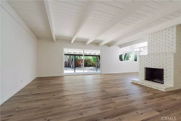 Northridge, CA 91324,19834 Gresham ST