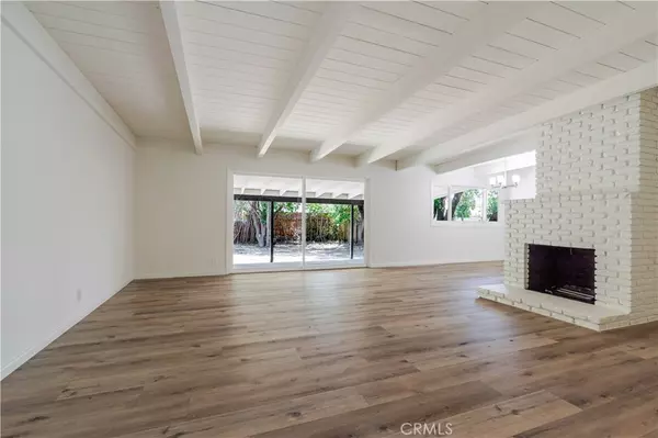 Northridge, CA 91324,19834 Gresham ST