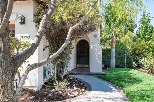 Valencia, CA 91354,28302 Lobelia LN