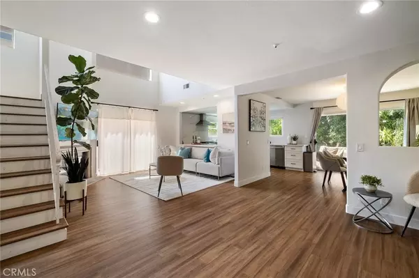 Panorama City, CA 91402,14300 Terra Bella ST #100
