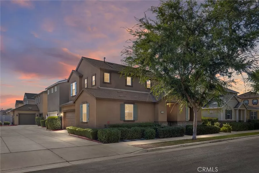 1908 Delacorte DR, Bakersfield, CA 93311