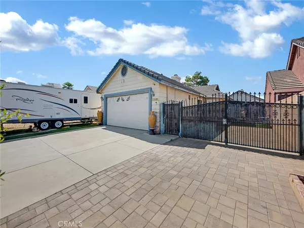 Palmdale, CA 93550,2048 E Avenue R4