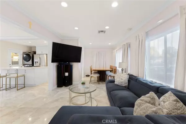 Reseda, CA 91335,19119 Lemay ST