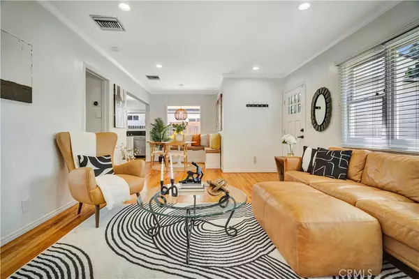 Woodland Hills, CA 91364,21907 De La Osa ST