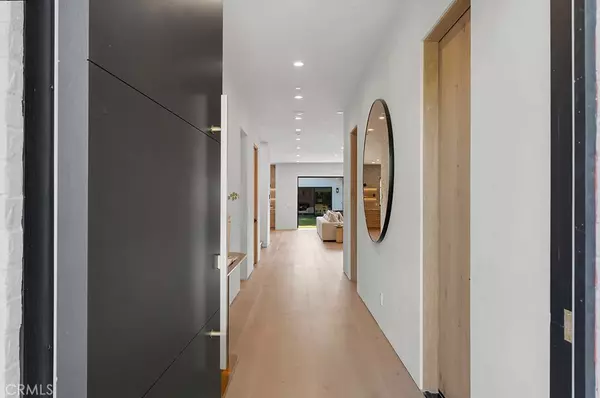 Studio City, CA 91604,13024 Bloomfield ST