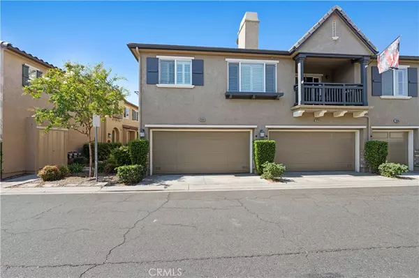 28381 Mirabelle LN, Saugus, CA 91350