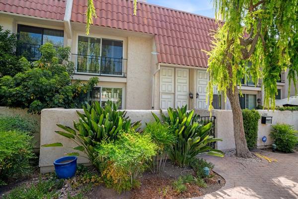 6246 1/2 Shoup AVE, Woodland Hills, CA 91367