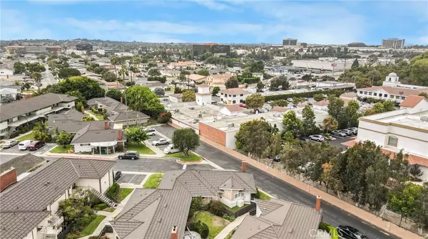 Torrance, CA 90505,22641 Nadine CIR #206