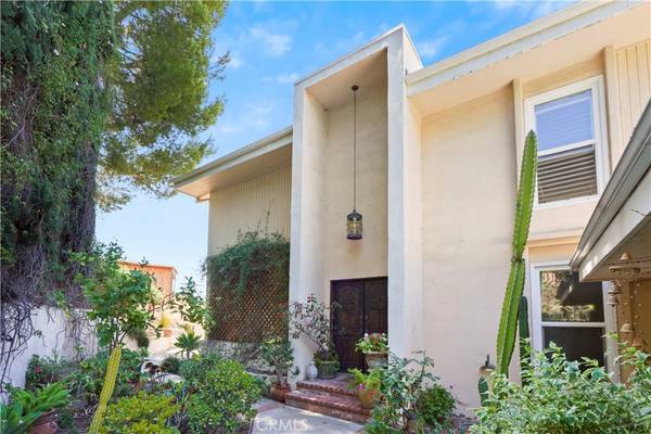 22628 Quinta RD, Woodland Hills, CA 91364