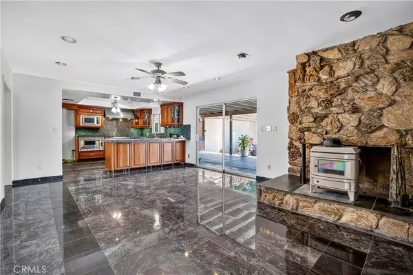 Granada Hills, CA 91344,17558 Lahey ST